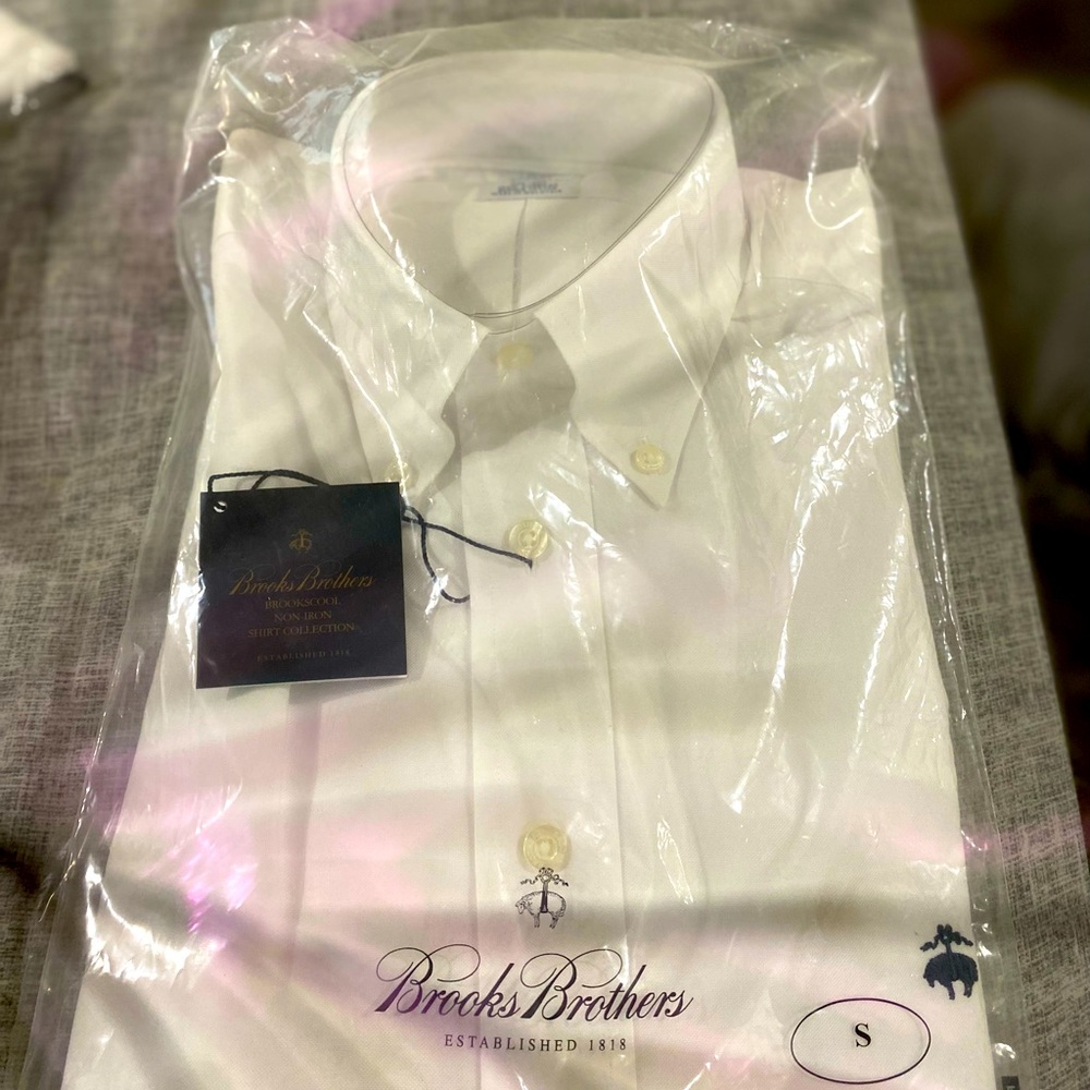 BRAND NEW Brooks Brothers White Dress Shirt Size Small Regent Fit